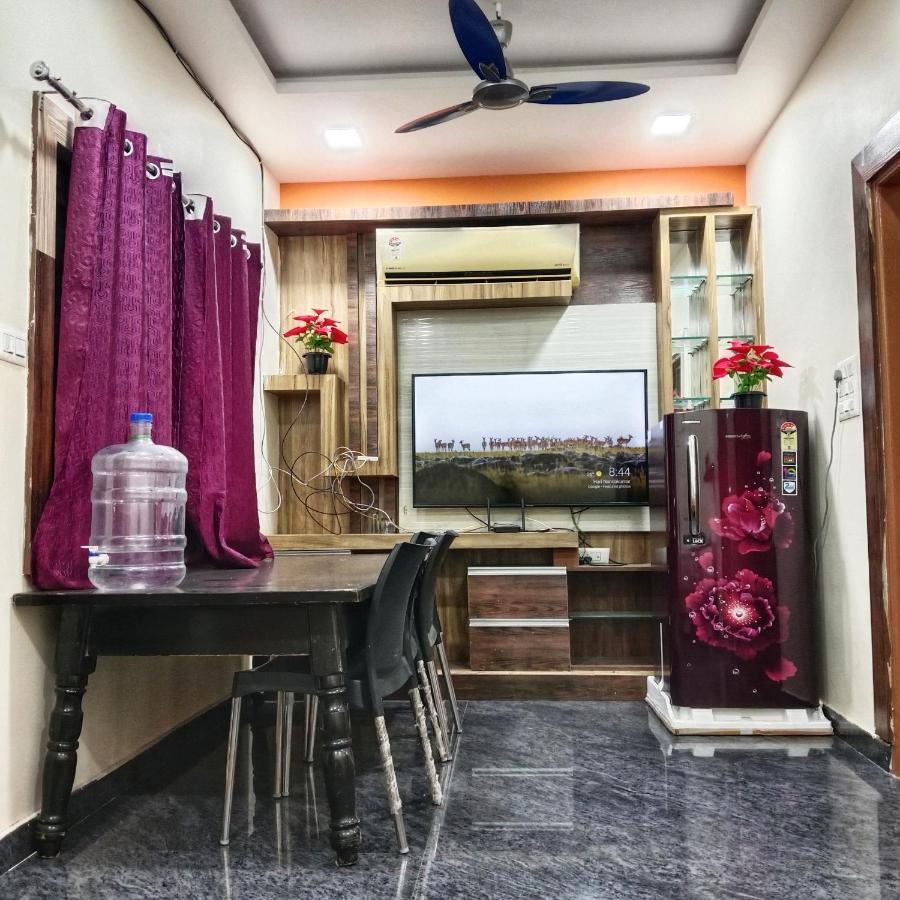 Vijayanagara Home Stay Hampi Esterno foto