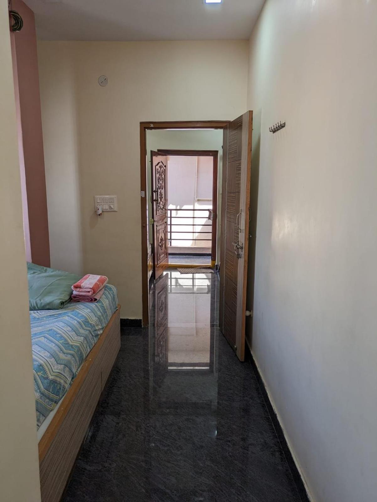 Vijayanagara Home Stay Hampi Esterno foto